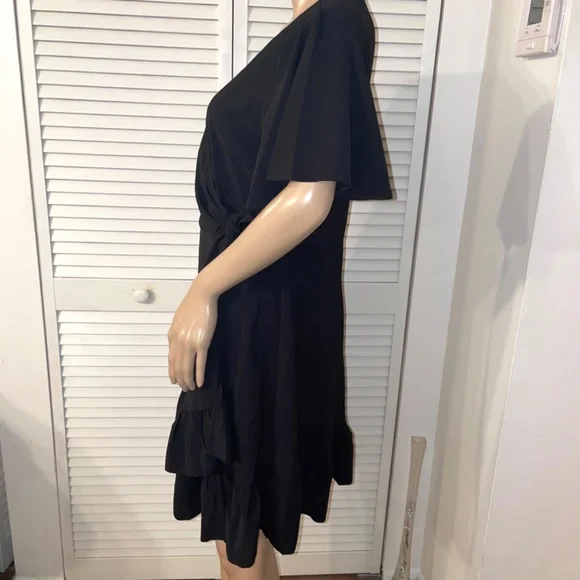 Summer Women Short Sleeve V Neck Casual Short Ruffle Dresses - Picture 14 of 16